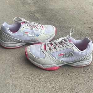 Great condition Fila pickleball shoes.